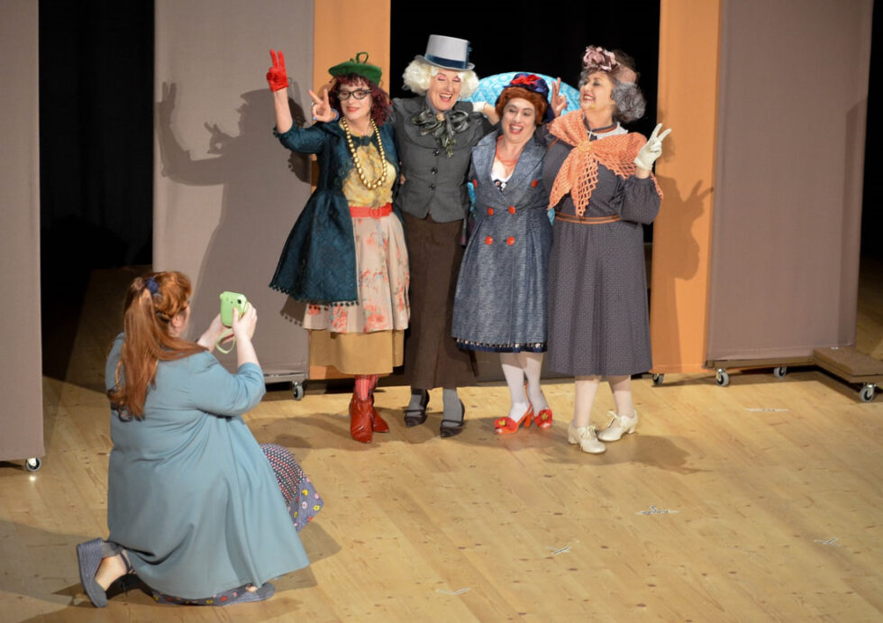 scena spettacolo le allegre comari di windsor