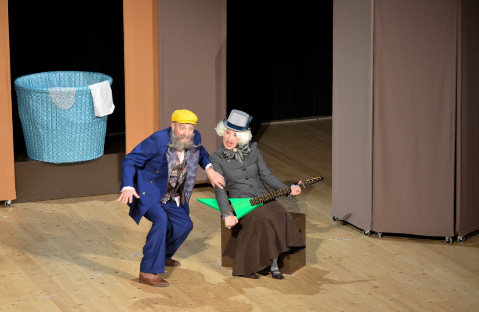 scena spettacolo le allegre comari di windsor